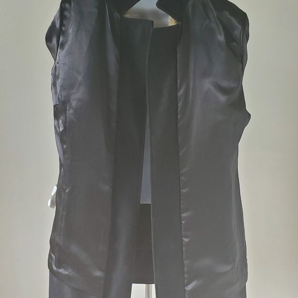 FAUX FUR COAT (S) - Picture 3 of 5